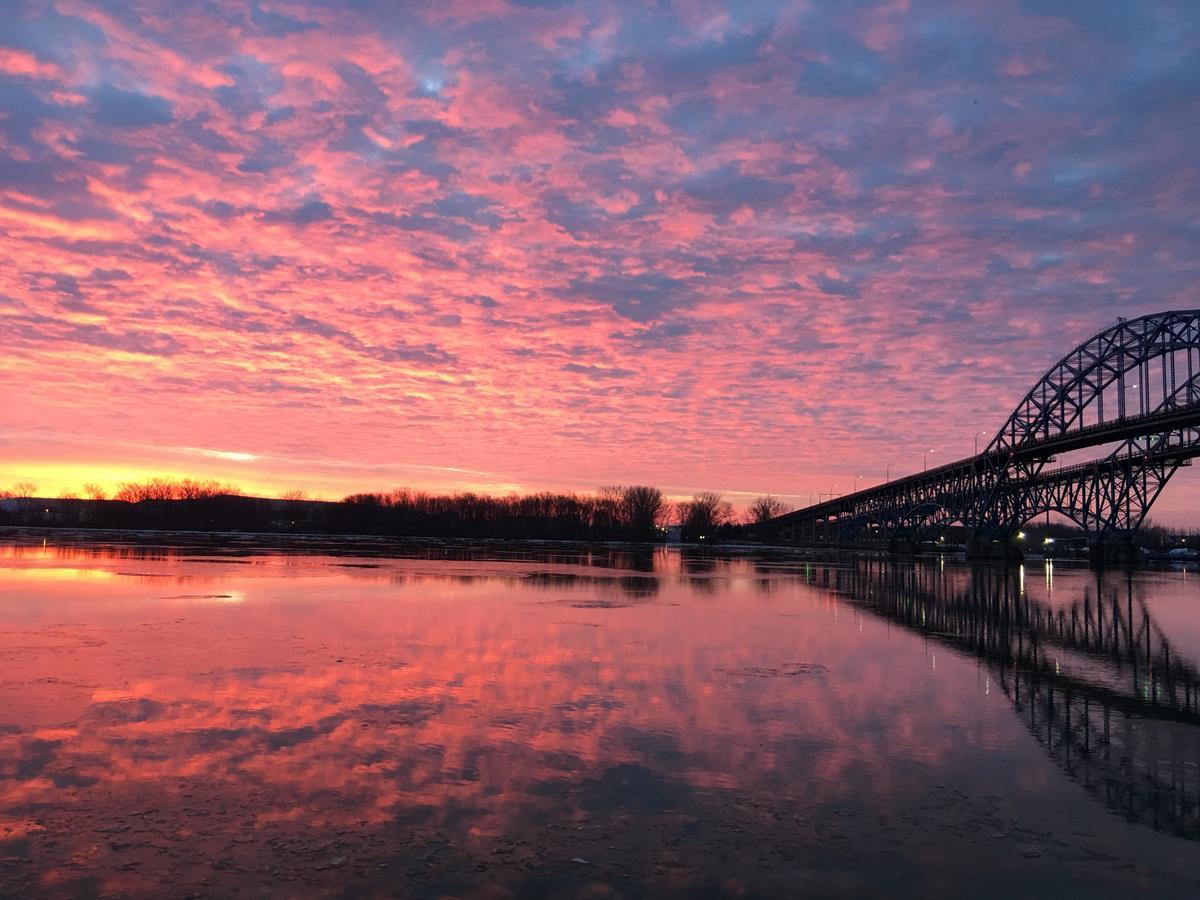 South Bridge Bed And Breakfast グランドアイランド エクステリア 写真